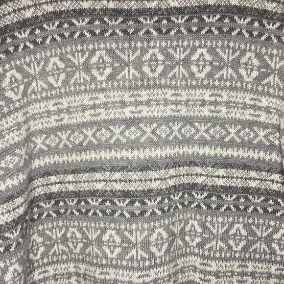 Rails NWT Grey/White Carlisle Silver Icicle Christmas Knit Sweater Size Large - Picture 6 of 7